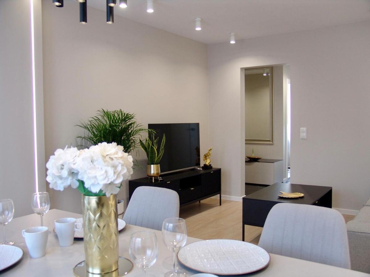 Zb Apartment Beige เพียคารี ชลอสเกีย ภายนอก รูปภาพ