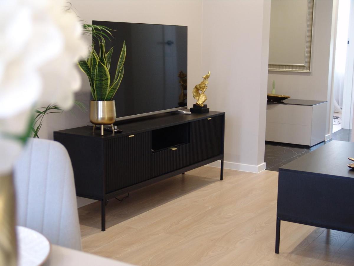 Zb Apartment Beige เพียคารี ชลอสเกีย ภายนอก รูปภาพ